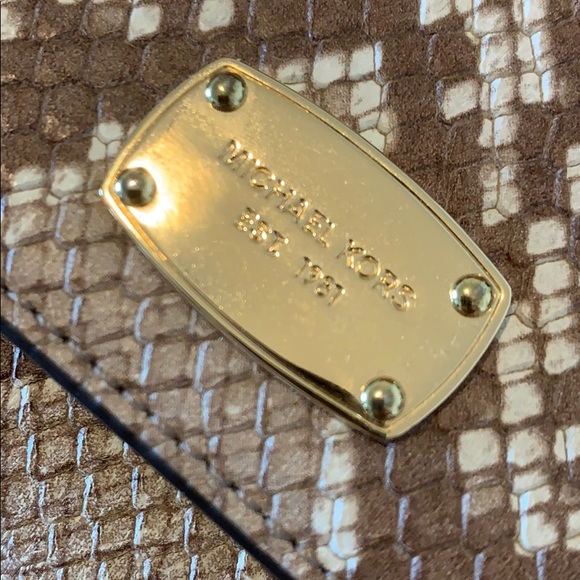 SUPER RARE MK SNAKESKIN SLIM LONG WALLET - Picture 5 of 5